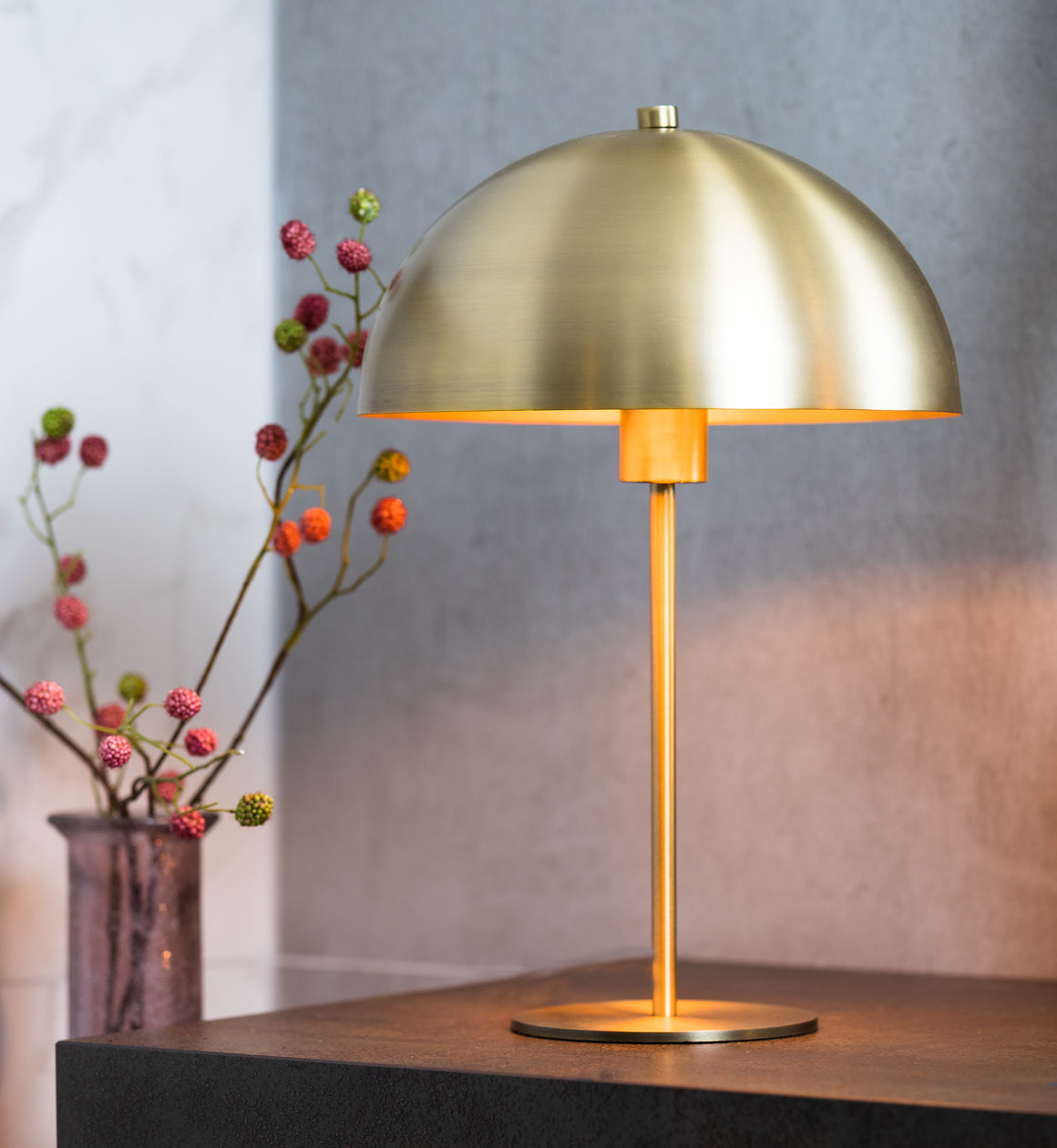 Gold Dome Table Lamp