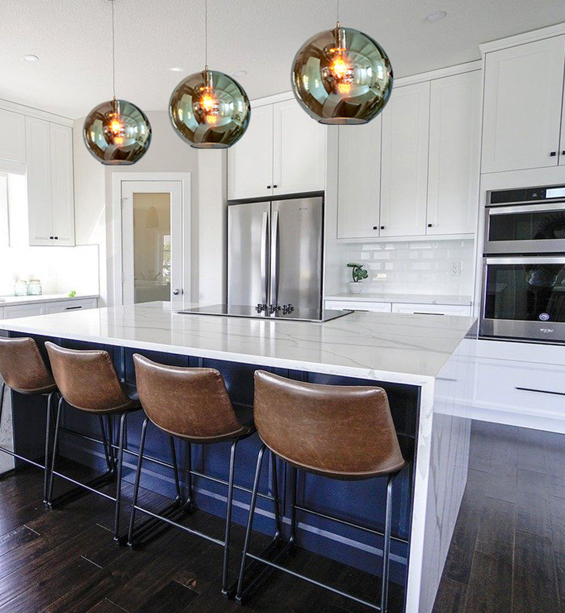 Metallic Glass Pendant Light
